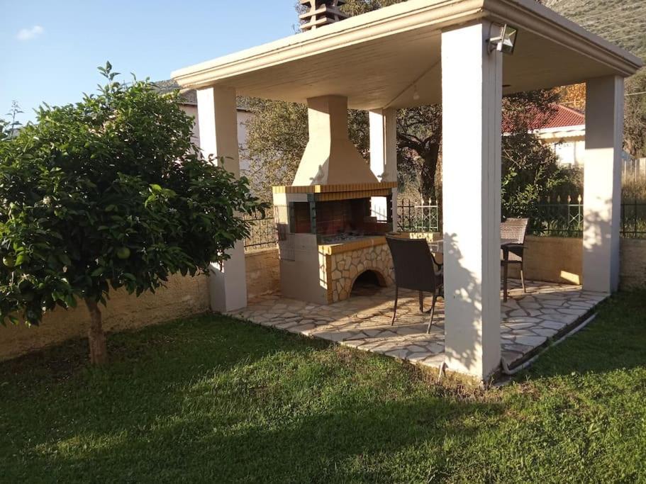Διαμέρισμα Μεντησ Igoumenitsa Esterno foto